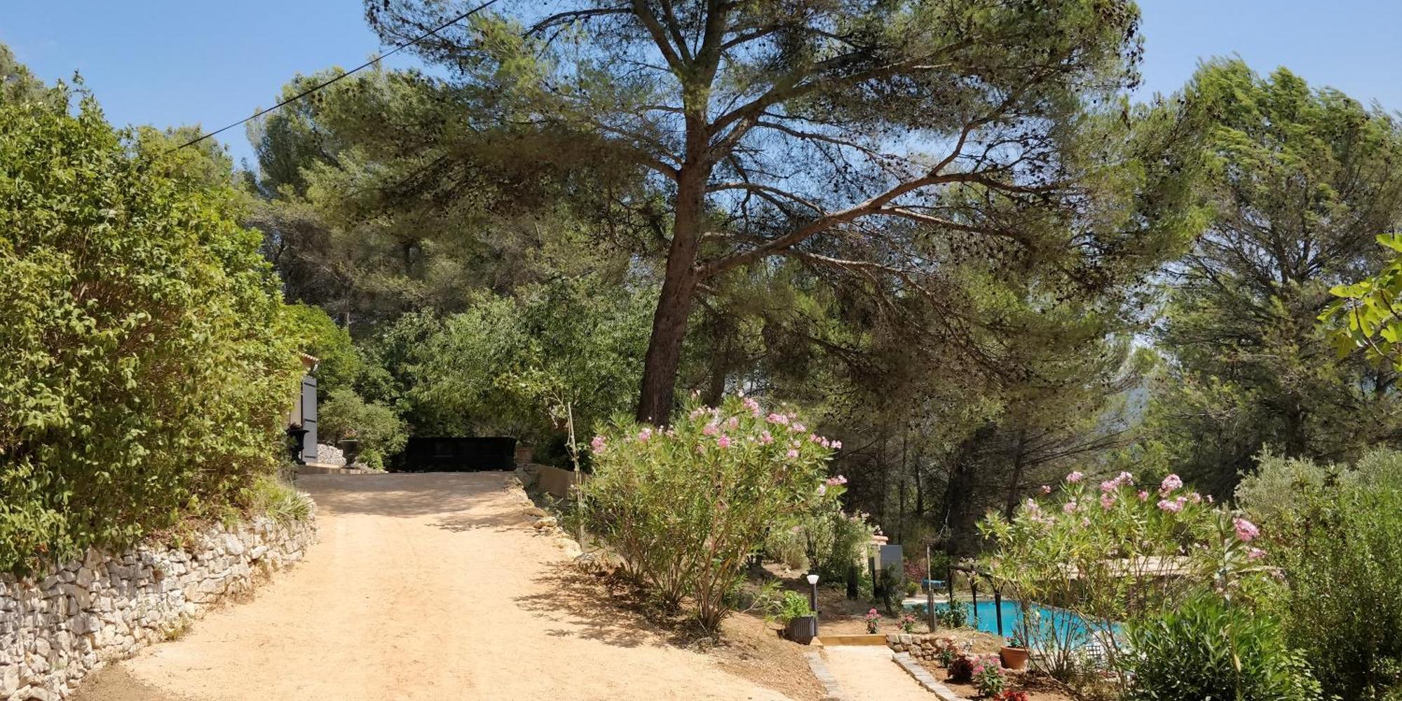 Villa Cigalons En Pleine Pinede Avec Piscine Chauffee De Mai A Septembre Ориоль Экстерьер фото