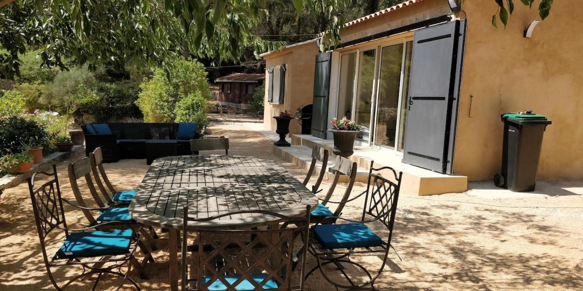 Villa Cigalons En Pleine Pinede Avec Piscine Chauffee De Mai A Septembre Ориоль Экстерьер фото